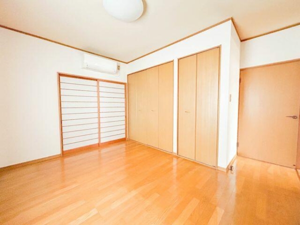 裾野市佐野の中古一戸建て