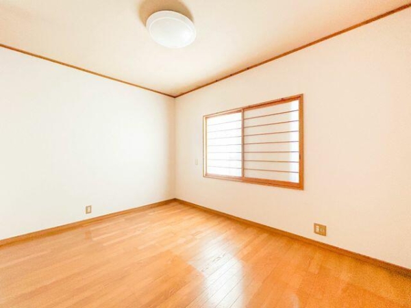 裾野市佐野の中古一戸建て
