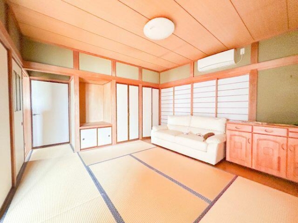裾野市佐野の中古一戸建て