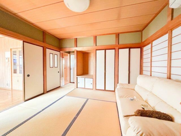 裾野市佐野の中古一戸建て