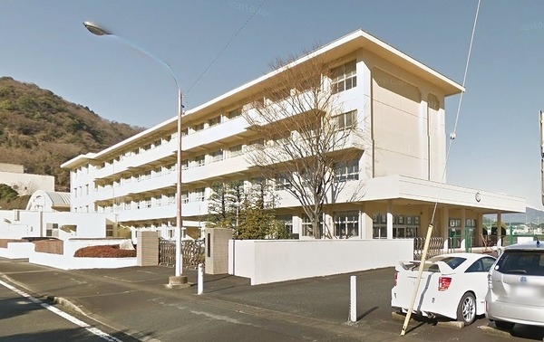 駿東郡清水町徳倉の土地(清水町立南中学校)
