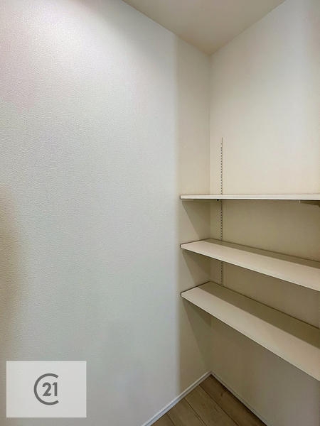 沼津市下香貫新築分譲住宅全1棟　Ａ号棟