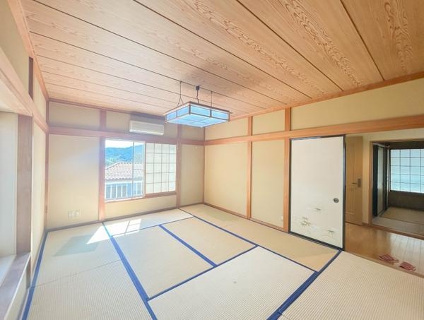 熱海市上多賀の中古一戸建て