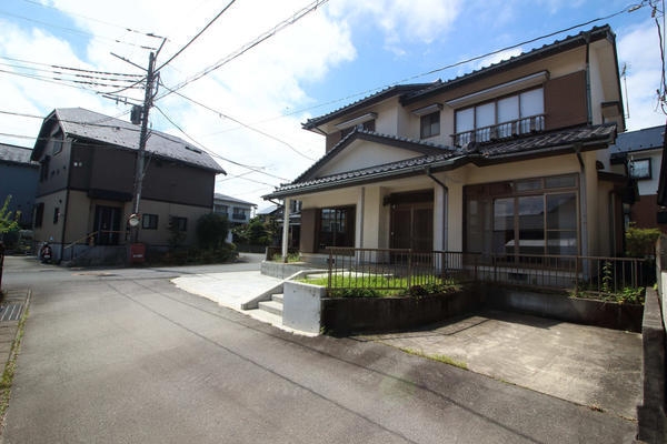 御殿場市川島田の中古一戸建て