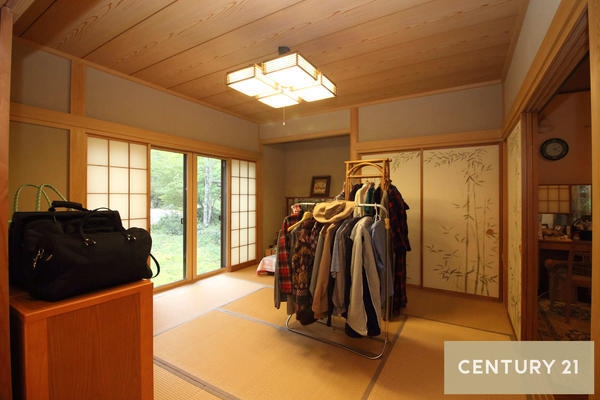 裾野市須山の中古一戸建て