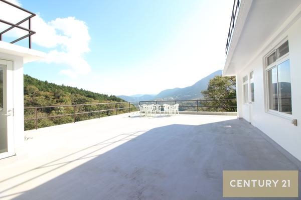 足柄下郡箱根町仙石原の中古一戸建て(バルコニー)