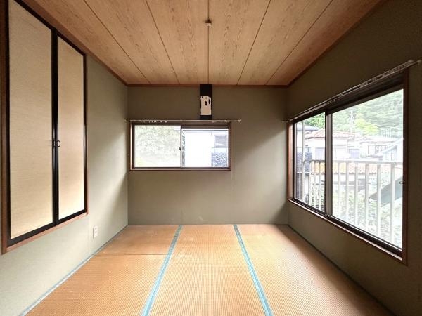 裾野市茶畑の中古一戸建て