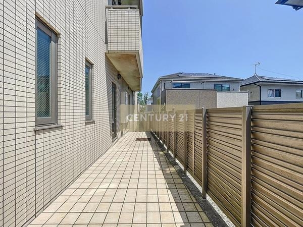 ウィスティリアコート川島田
