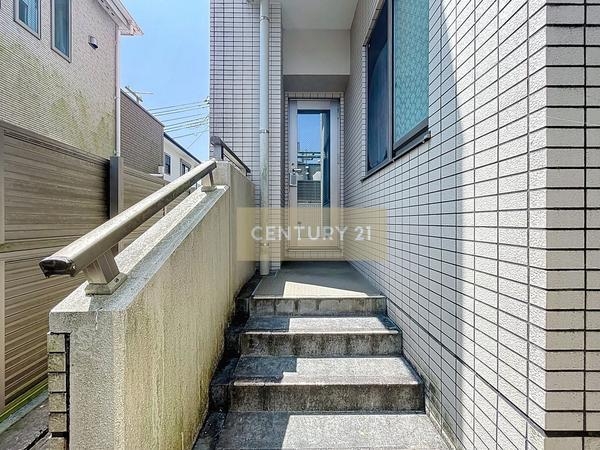 ウィスティリアコート川島田