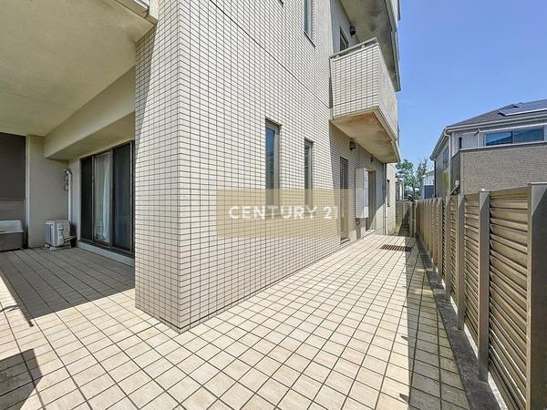 ウィスティリアコート川島田