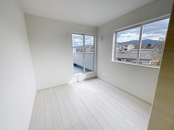 御殿場市御殿場１期新築分譲住宅全3棟　２号棟