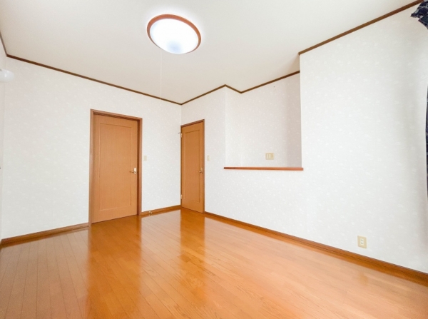 御殿場市神山平２丁目の中古一戸建て