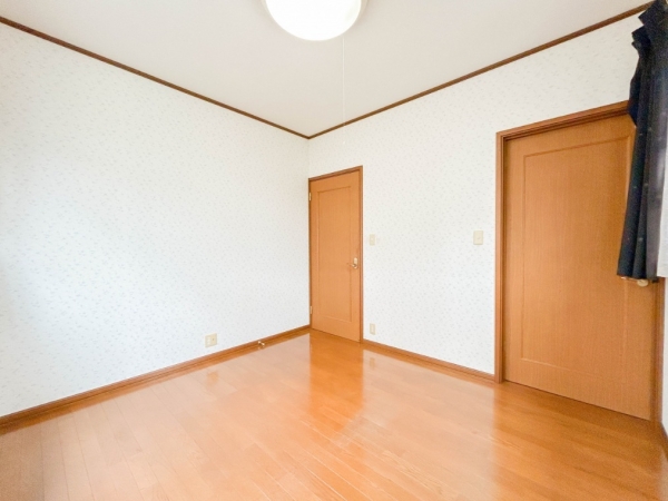 御殿場市神山平２丁目の中古一戸建て