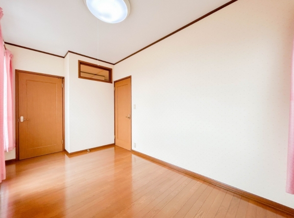 御殿場市神山平２丁目の中古一戸建て