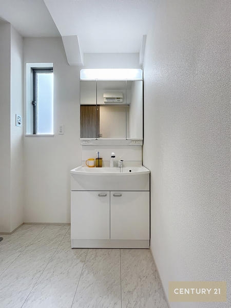 裾野市公文名新築分譲住宅全1棟　Ａ号棟