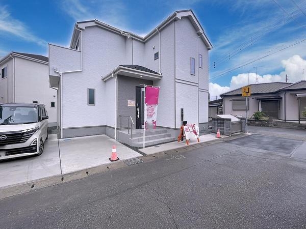 裾野市公文名新築分譲住宅全1棟　Ａ号棟