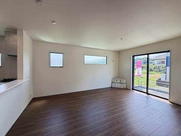 裾野市茶畑3期新築分譲住宅全1棟　1号棟