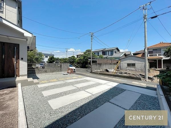沼津市西間門24　Ｐ1新築分譲住宅全1棟　1号棟