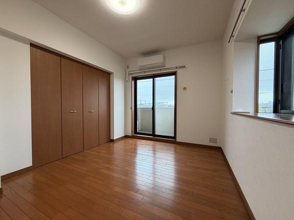 ウィスティリア御殿場参番館