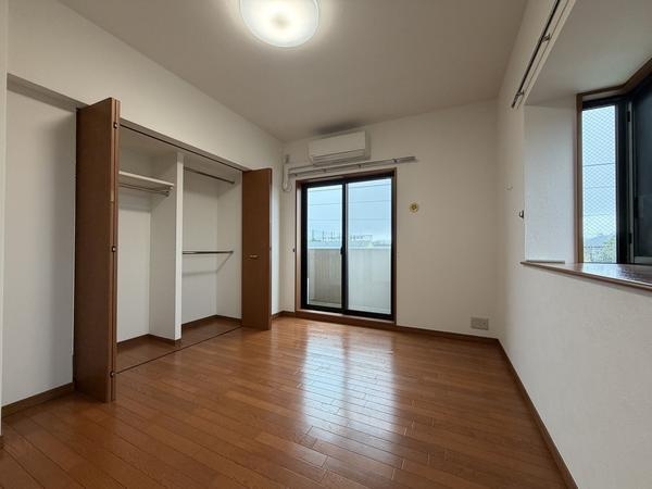 ウィスティリア御殿場参番館