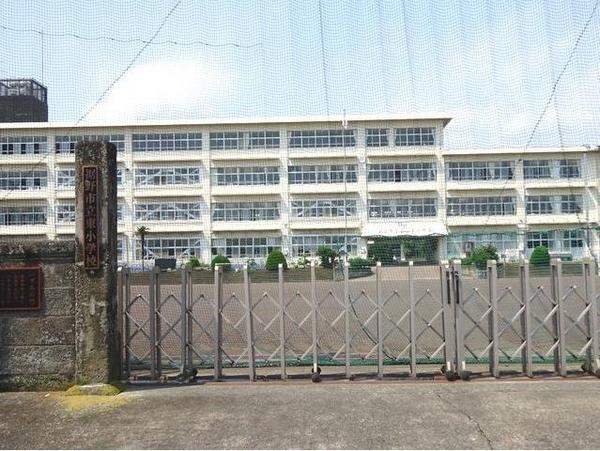 裾野市茶畑3期　新築分譲住宅全1棟　1号棟(裾野市立東小学校)