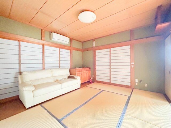 裾野市佐野の中古一戸建て