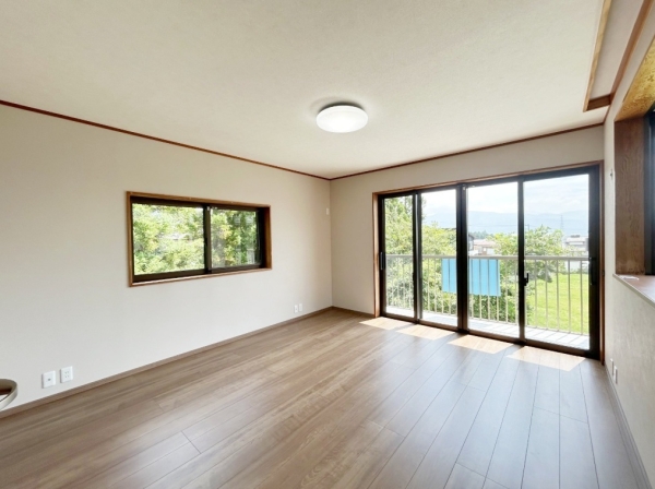 御殿場市川島田の中古一戸建て