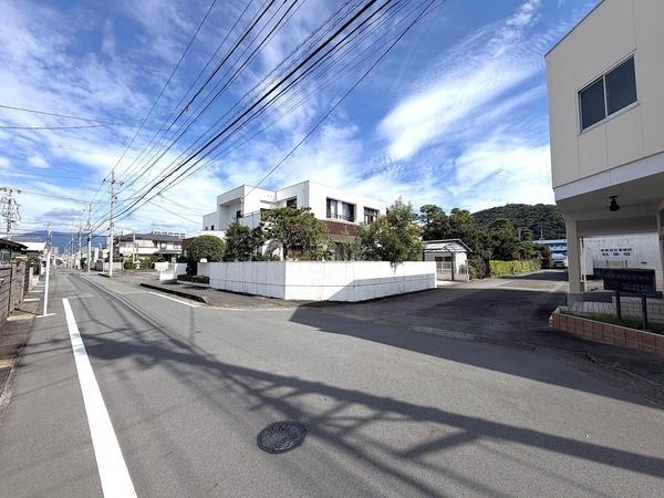 沼津市上香貫槙島町売事務所