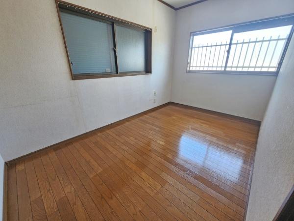 富田林市若松町西３丁目の中古一戸建て