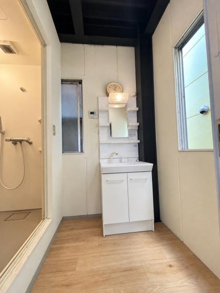 生野東3丁目　屋上付き鉄骨造一棟ビル