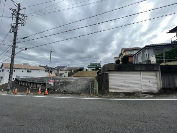 瀬戸市西松山町４丁目　売地