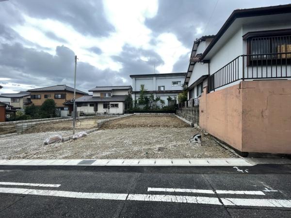 リーブルガーデン　瀬戸市ひまわり台１号棟　水野駅23分