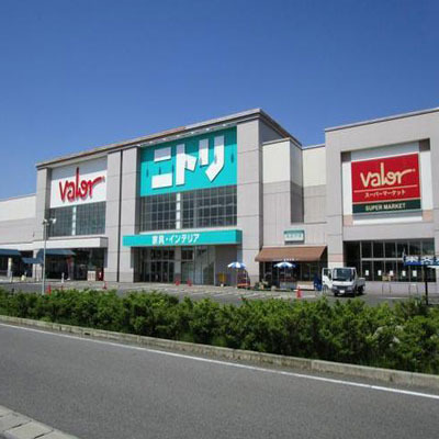 グラファーレ瀬戸市山の田町（全３棟）２号棟(バロー瀬戸西店)