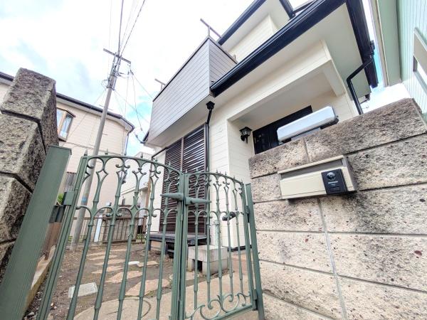 藤沢市本藤沢２丁目の中古一戸建