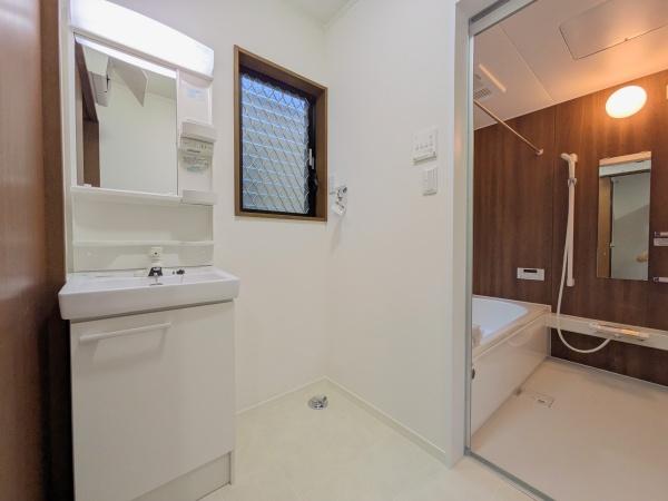 茅ヶ崎市香川４丁目の中古一戸建て