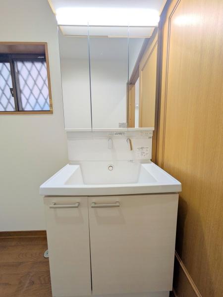 藤沢市柄沢の中古一戸建て(洗面台・洗面所)