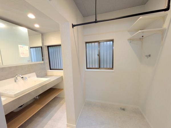 藤沢市大鋸3丁目の中古一戸建て(洗面台・洗面所)