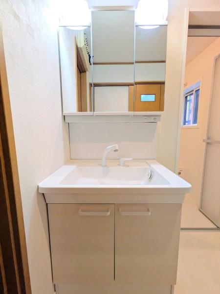 厚木市温水の中古一戸建て(洗面台・洗面所)
