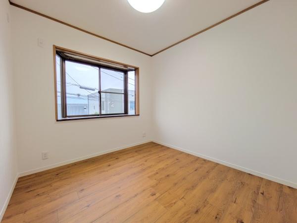 厚木市温水の中古一戸建て(洋室)