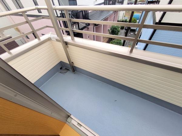 厚木市長谷の中古一戸建て(バルコニー)