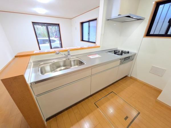 平塚市高根２丁目の中古一戸建て