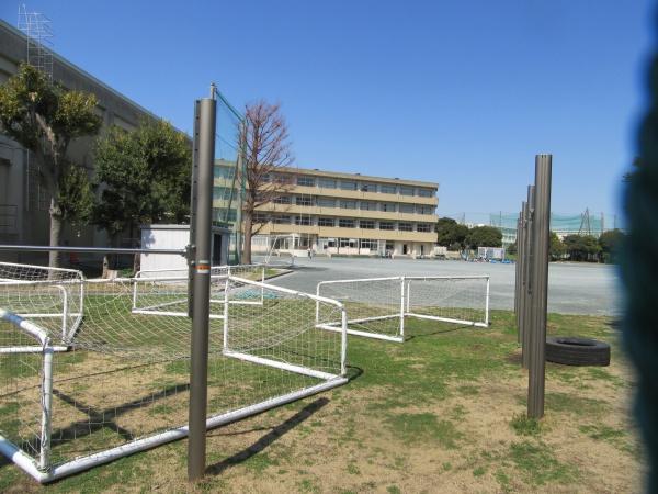 藤沢市白旗３丁目の土地(藤沢市立大清水中学校)