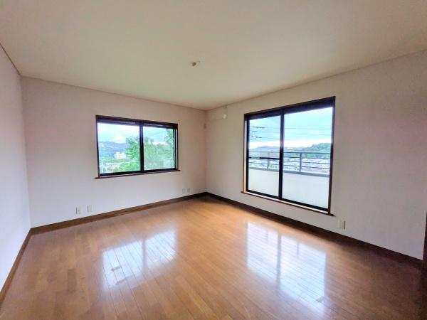 厚木市森の里２丁目の中古一戸建て