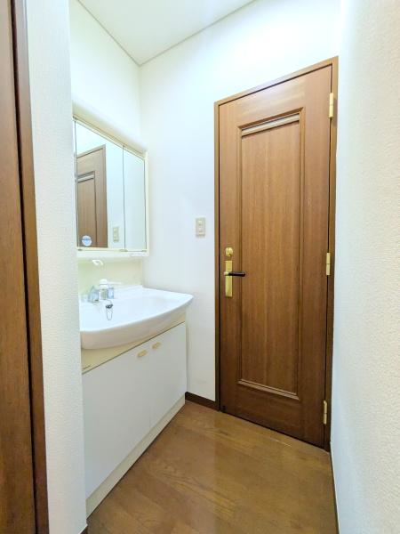 厚木市森の里２丁目の中古一戸建て