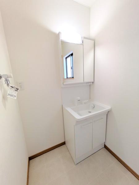座間市ひばりが丘１丁目の中古一戸建て