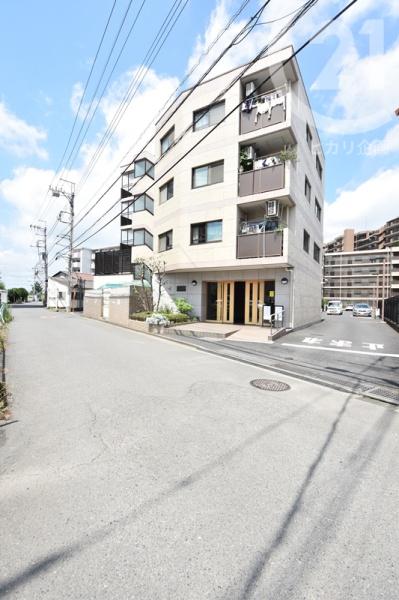 リーベスト立川・1階