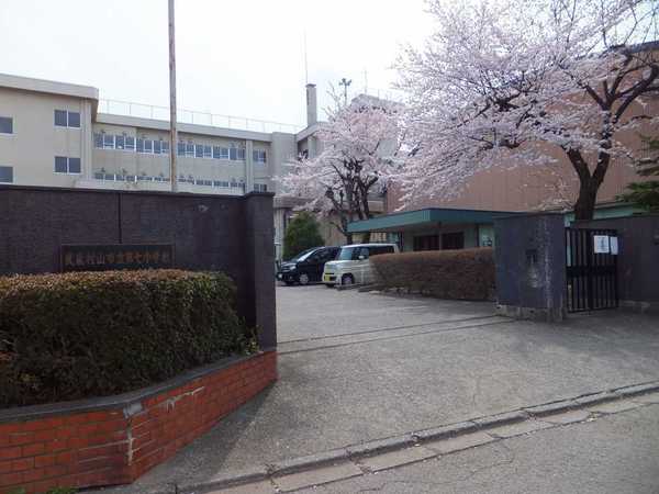 武蔵村山市大南1丁目(武蔵村山市立第七小学校)