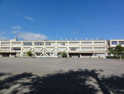 立川市砂川町7丁目(立川市立柏小学校)