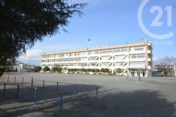 東大和市上北台1丁目(東大和市立第十小学校)