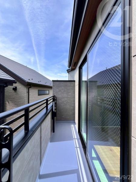 東大和市立野3丁目の新築一戸建(バルコニー)